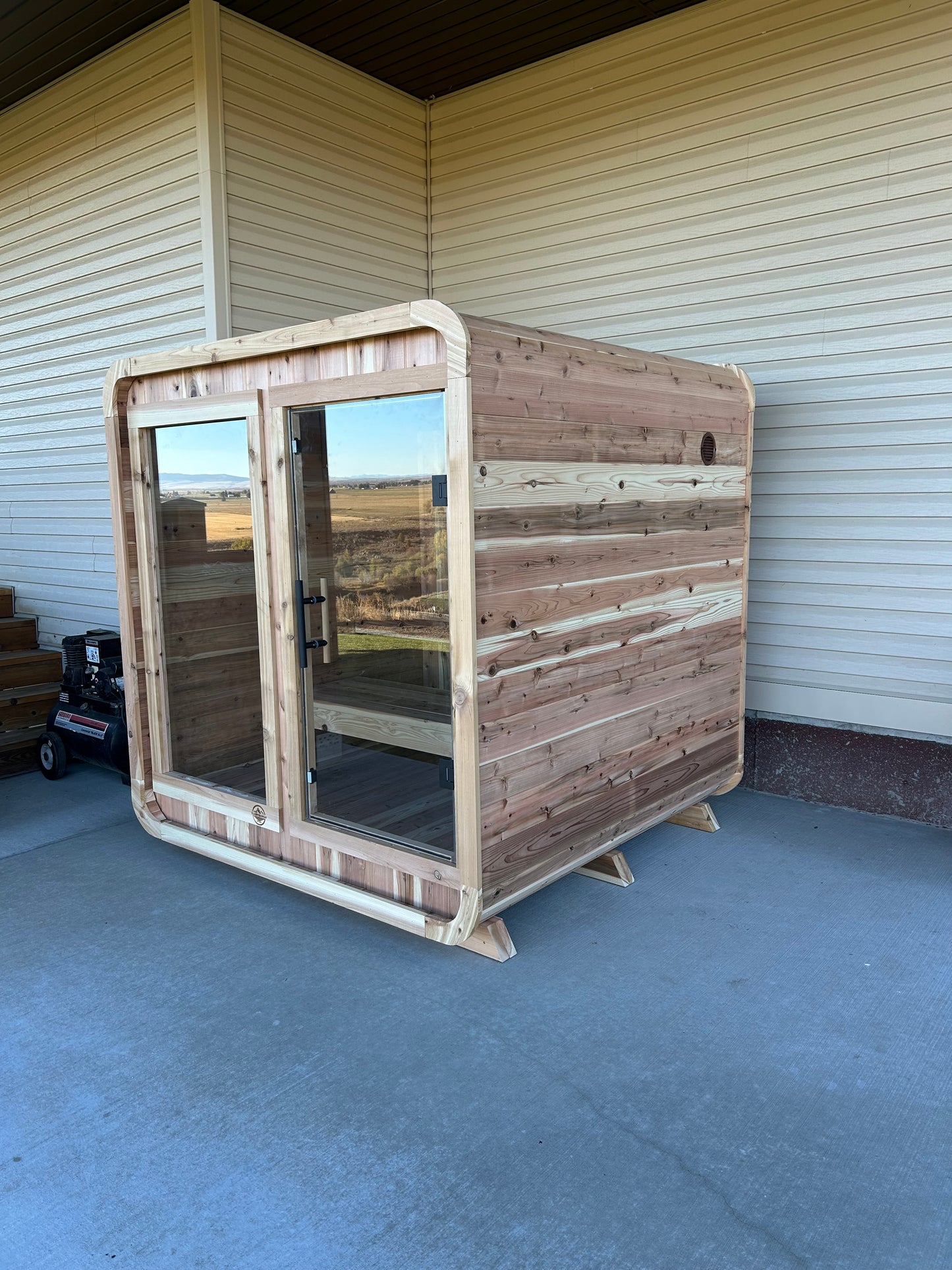 The Blazin Cube Sauna (6 person)